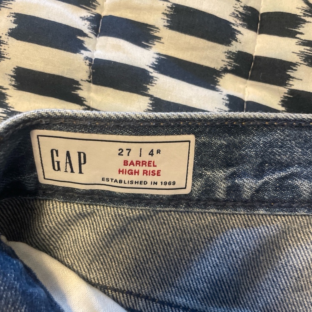 High rise barrel leg Jeans - Picture 3 of 4